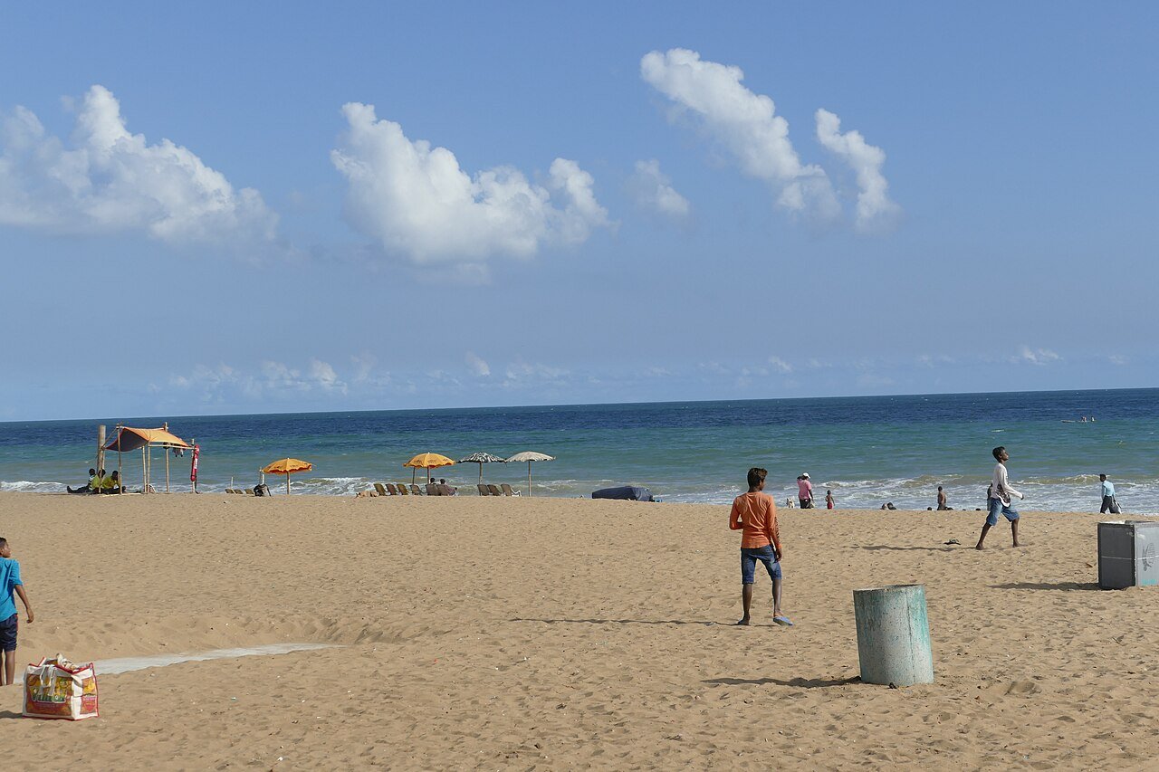 Blue Flag Golden Sea Beach Puri: Swimming Safety, Water Sports & Sunsets